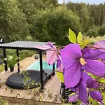 Casa Steinbekken, Rom Inkl Morgenkaffe For Par Og Kvinner Med Felles Toalett בית אירוח *