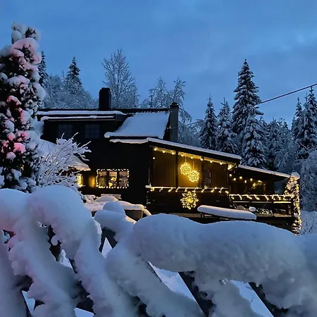 Casa Steinbekken, Rom Inkl Morgenkaffe For Par Og Kvinner Med Felles Toalett Ubytování v soukromí Eidsvoll