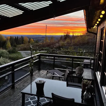 Casa Steinbekken, Rom Inkl Morgenkaffe For Par Og Kvinner Med Felles Toalett *