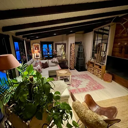 Casa Steinbekken, Rom Inkl Morgenkaffe For Par Og Kvinner Med Felles Toalett * Eidsvoll